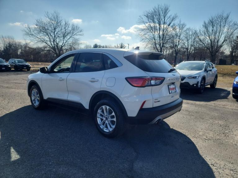 Used 2020 Ford Escape SE for sale Sold at Victory Lotus in New Brunswick, NJ 08901 3