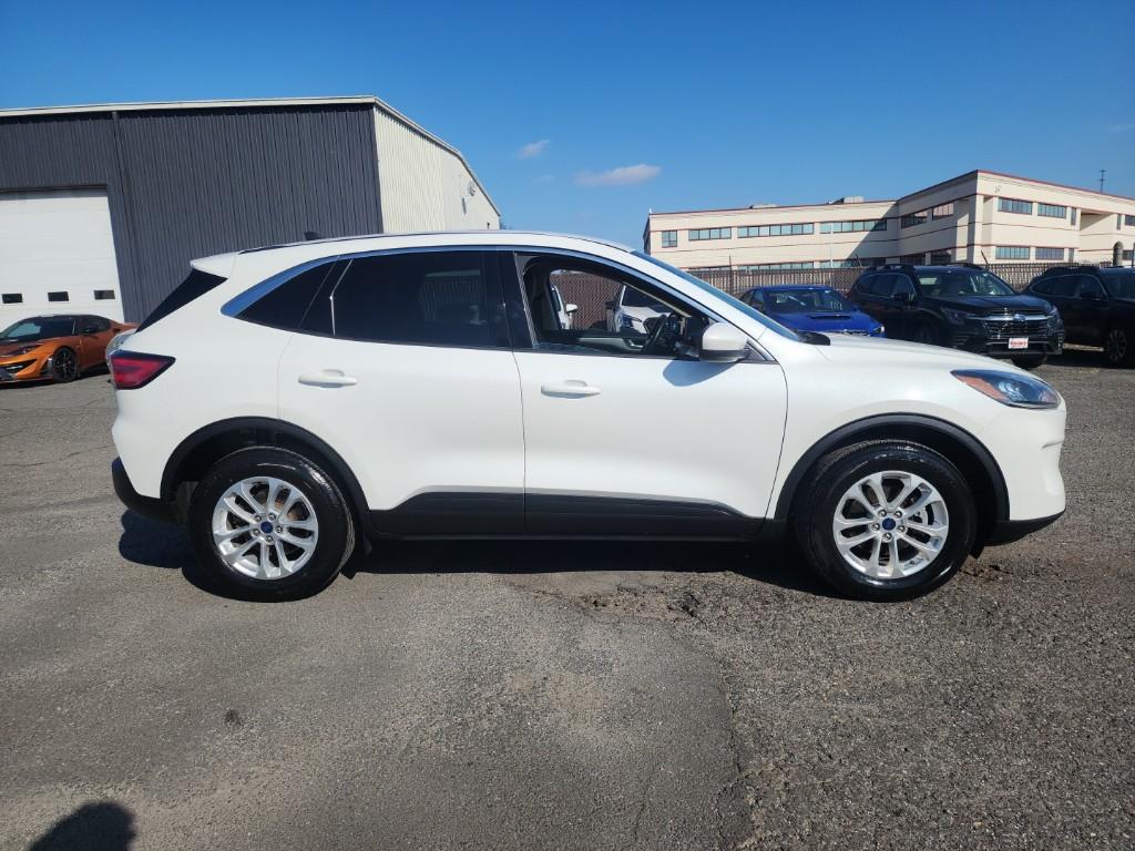 Used 2020 Ford Escape SE For Sale ($20,795) | Victory Lotus Stock #LUC14787