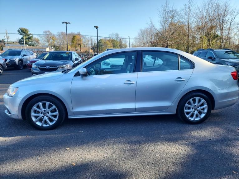 Used 2014 Volkswagen Jetta 1.8T SE for sale Sold at Victory Lotus in New Brunswick, NJ 08901 4