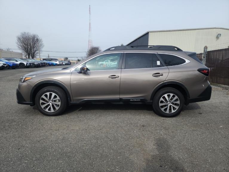 Used 2022 Subaru Outback Premium for sale $32,995 at Victory Lotus in New Brunswick, NJ 08901 2