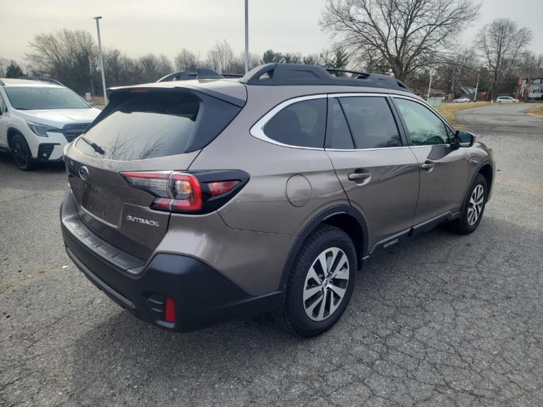 Used 2022 Subaru Outback Premium for sale Sold at Victory Lotus in New Brunswick, NJ 08901 5