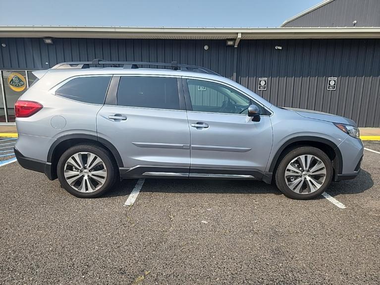 Used 2022 Subaru Ascent Limited for sale Sold at Victory Lotus in New Brunswick, NJ 08901 6