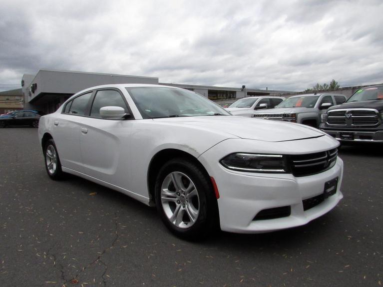 Used 2015 Dodge Charger SE for sale Sold at Victory Lotus in New Brunswick, NJ 08901 2