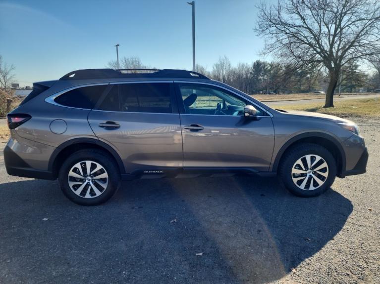 Used 2022 Subaru Outback Premium for sale Sold at Victory Lotus in New Brunswick, NJ 08901 6