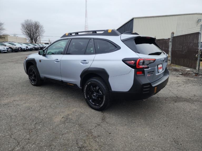 Used 2022 Subaru Outback Wilderness for sale Sold at Victory Lotus in New Brunswick, NJ 08901 3