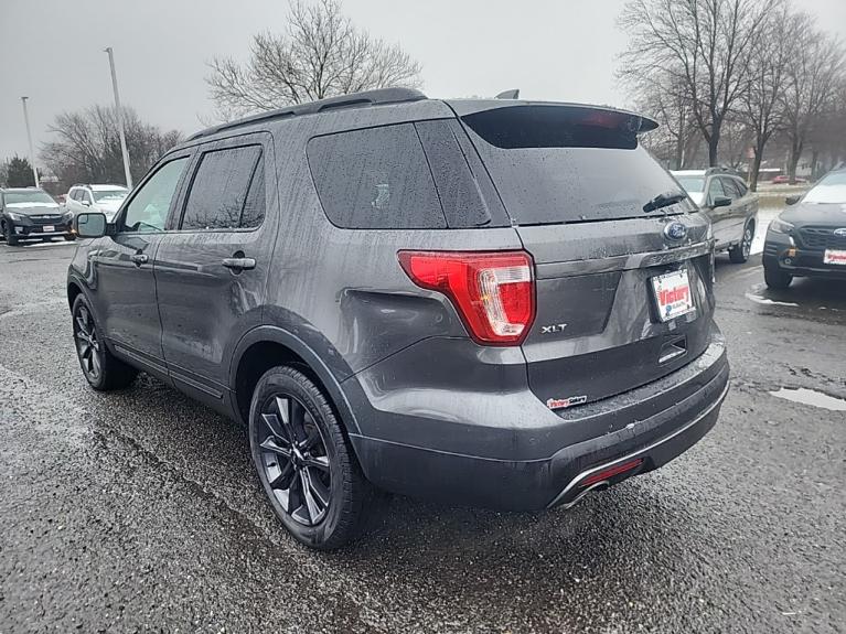 Used 2017 Ford Explorer XLT for sale $18,995 at Victory Lotus in New Brunswick, NJ 08901 3