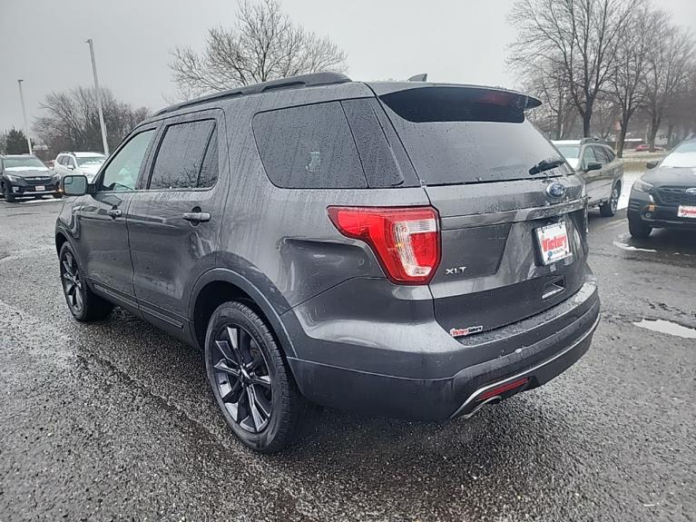 Used 2017 Ford Explorer XLT for sale Sold at Victory Lotus in New Brunswick, NJ 08901 3