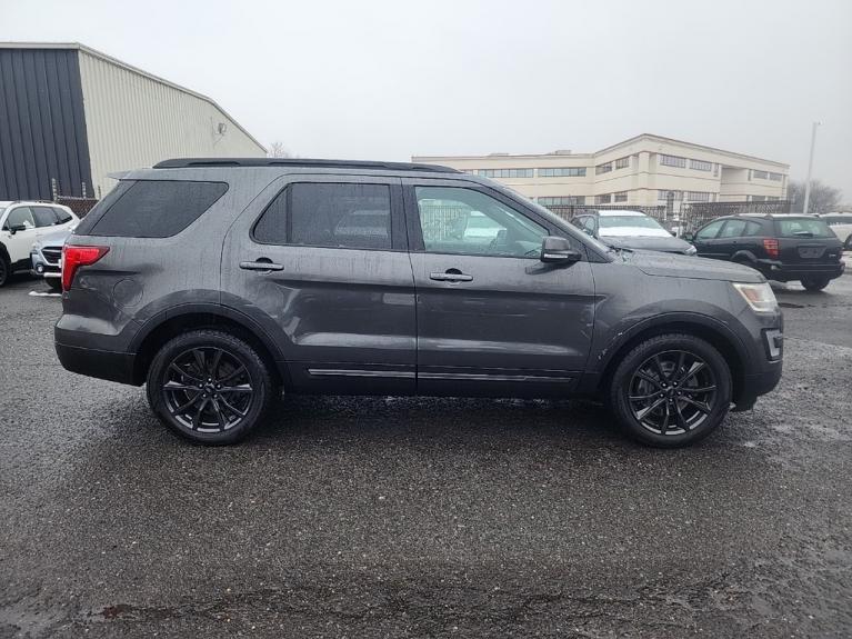 Used 2017 Ford Explorer XLT for sale Sold at Victory Lotus in New Brunswick, NJ 08901 6