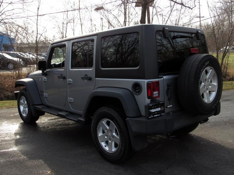 Used 2016 Jeep Wrangler Unlimited Sport for sale Sold at Victory Lotus in New Brunswick, NJ 08901 5