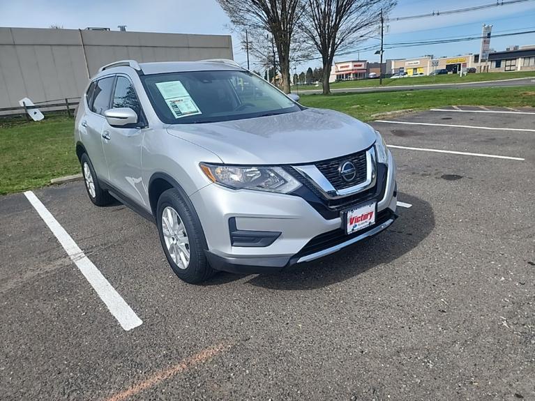Used 2020 Nissan Rogue SV for sale Sold at Victory Lotus in New Brunswick, NJ 08901 7