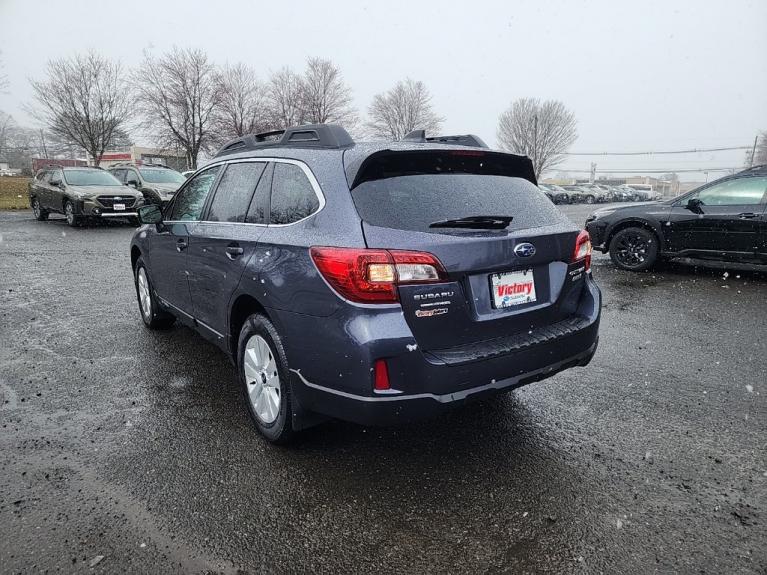 Used 2017 Subaru Outback 2.5i Premium for sale Sold at Victory Lotus in New Brunswick, NJ 08901 3