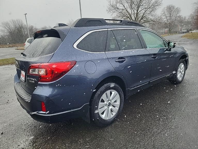 Used 2017 Subaru Outback 2.5i Premium for sale Sold at Victory Lotus in New Brunswick, NJ 08901 5