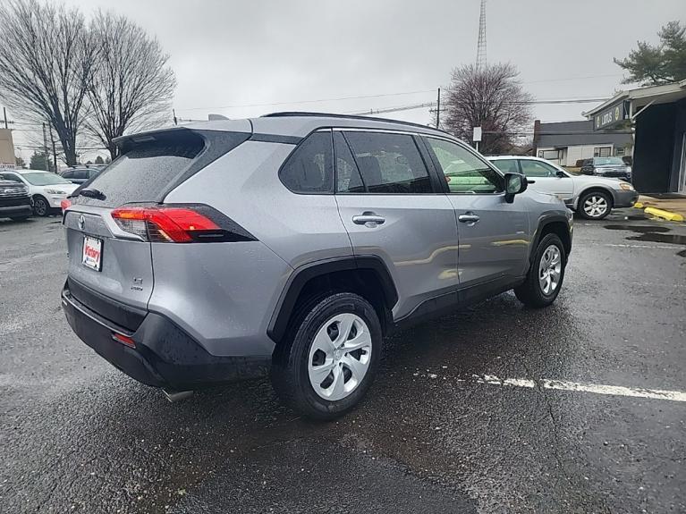 Used 2020 Toyota RAV4 LE for sale Sold at Victory Lotus in New Brunswick, NJ 08901 5