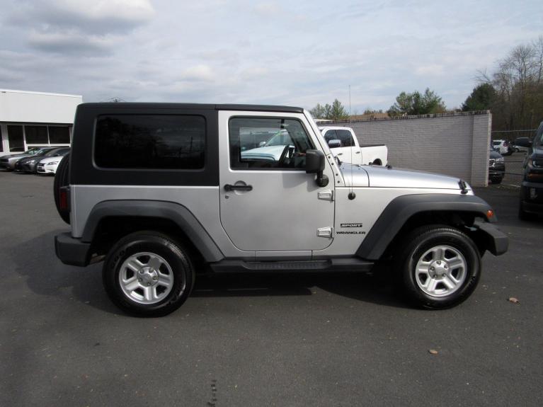 Used 2010 Jeep Wrangler Sport for sale Sold at Victory Lotus in New Brunswick, NJ 08901 8