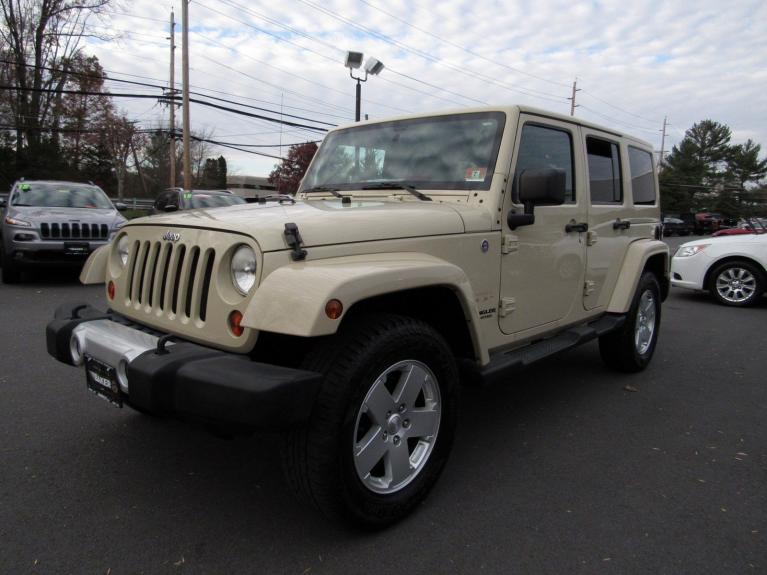 Used 2011 Jeep Wrangler Unlimited Sahara for sale Sold at Victory Lotus in New Brunswick, NJ 08901 4