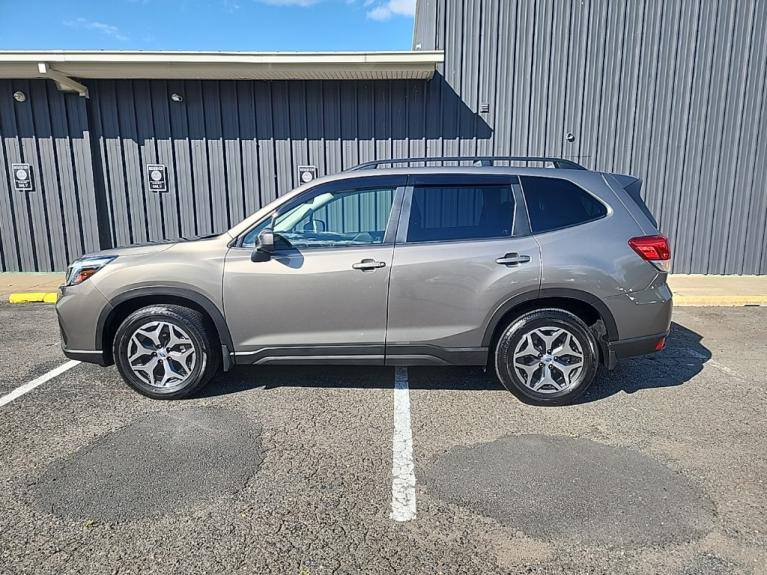 Used 2021 Subaru Forester Premium for sale Sold at Victory Lotus in New Brunswick, NJ 08901 2