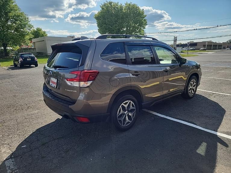 Used 2021 Subaru Forester Premium for sale Sold at Victory Lotus in New Brunswick, NJ 08901 5