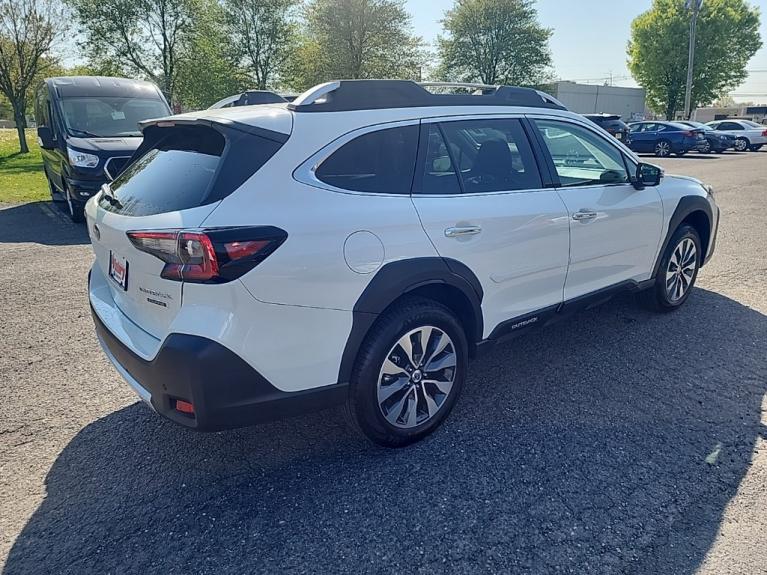 Used 2023 Subaru Outback Touring for sale Sold at Victory Lotus in New Brunswick, NJ 08901 5