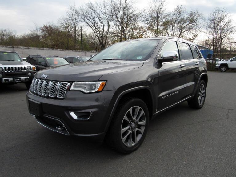 Used 2017 Jeep Grand Cherokee Overland for sale Sold at Victory Lotus in New Brunswick, NJ 08901 4