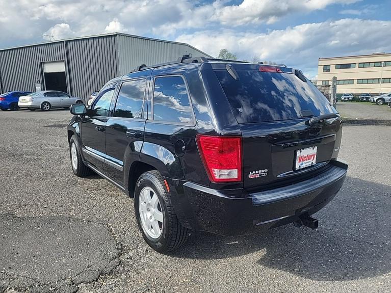 Used 2010 Jeep Grand Cherokee Laredo for sale $9,495 at Victory Lotus in New Brunswick, NJ 08901 3