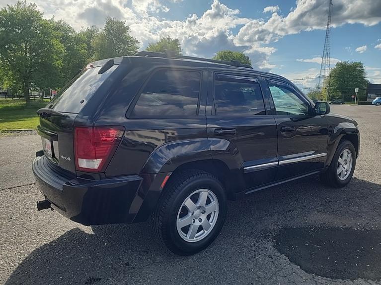 Used 2010 Jeep Grand Cherokee Laredo for sale Sold at Victory Lotus in New Brunswick, NJ 08901 5