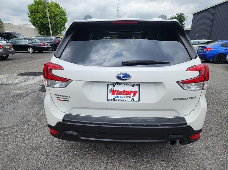 Used 2020 Subaru Forester Limited for sale Sold at Victory Lotus in New Brunswick, NJ 08901 4