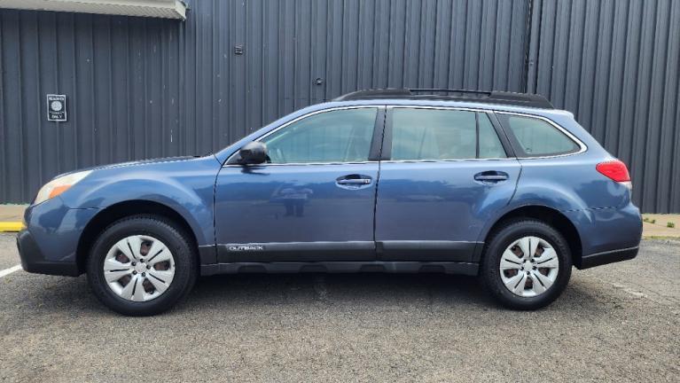 Used 2013 Subaru Outback 2.5i for sale Sold at Victory Lotus in New Brunswick, NJ 08901 2