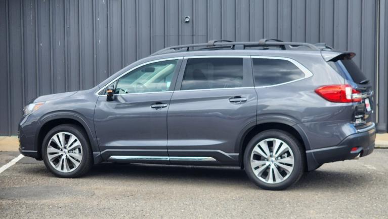 Used 2022 Subaru Ascent Limited for sale Sold at Victory Lotus in New Brunswick, NJ 08901 3
