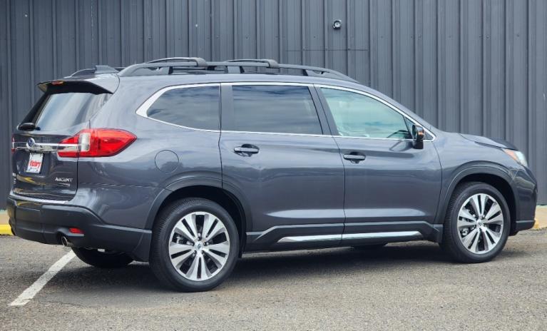 Used 2022 Subaru Ascent Limited for sale Sold at Victory Lotus in New Brunswick, NJ 08901 5
