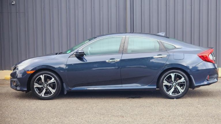 Used 2016 Honda Civic Touring for sale Sold at Victory Lotus in New Brunswick, NJ 08901 2