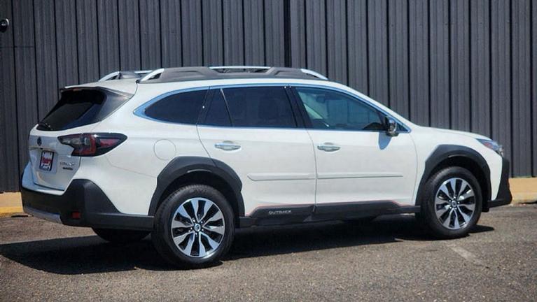 Used 2023 Subaru Outback Touring for sale $36,995 at Victory Lotus in New Brunswick, NJ 08901 5