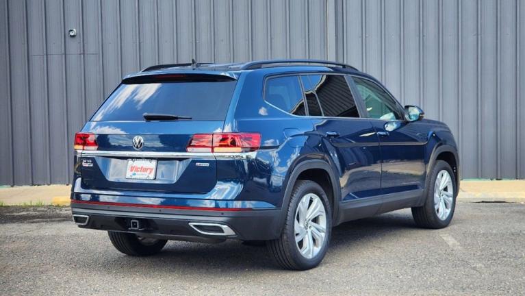 Used 2021 Volkswagen Atlas 3.6L V6 SE w/Technology for sale Sold at Victory Lotus in New Brunswick, NJ 08901 5