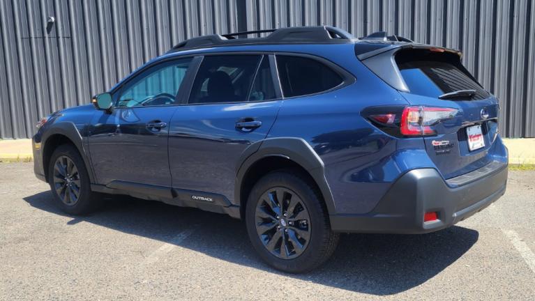 Used 2023 Subaru Outback Onyx Edition for sale Sold at Victory Lotus in New Brunswick, NJ 08901 3