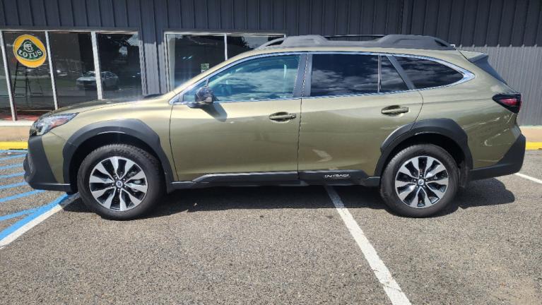 Used 2023 Subaru Outback Limited for sale Sold at Victory Lotus in New Brunswick, NJ 08901 2