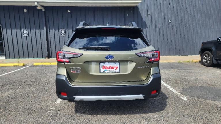 Used 2023 Subaru Outback Limited for sale Sold at Victory Lotus in New Brunswick, NJ 08901 4