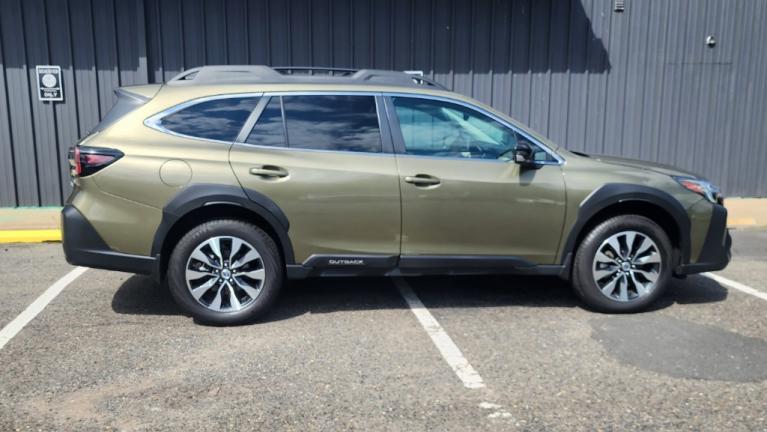 Used 2023 Subaru Outback Limited for sale Sold at Victory Lotus in New Brunswick, NJ 08901 6