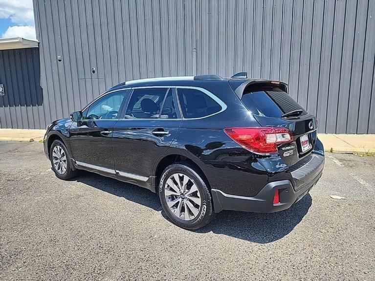 Used 2018 Subaru Outback 2.5i for sale $23,495 at Victory Lotus in New Brunswick, NJ 08901 6
