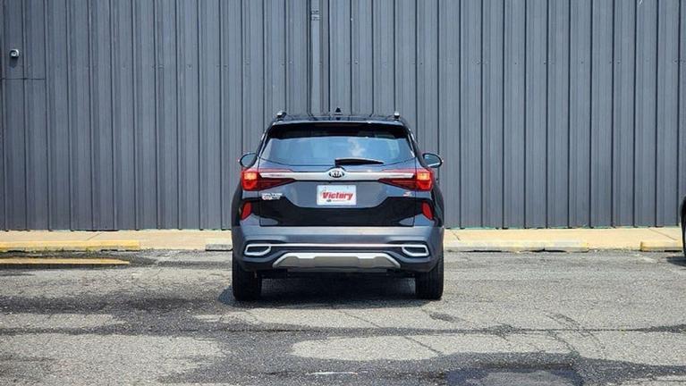 Used 2021 Kia Seltos S for sale $21,745 at Victory Lotus in New Brunswick, NJ 08901 4
