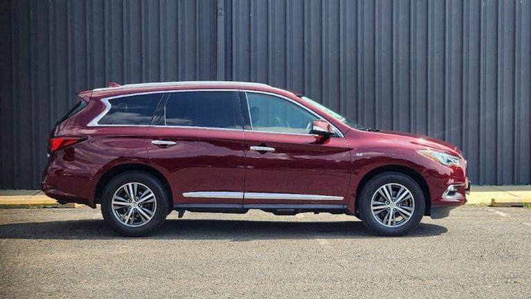 Used 2020 INFINITI QX60 LUXE for sale $29,995 at Victory Lotus in New Brunswick, NJ 08901 6