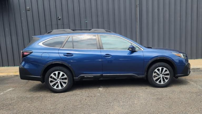 Used 2020 Subaru Outback Premium for sale Sold at Victory Lotus in New Brunswick, NJ 08901 7