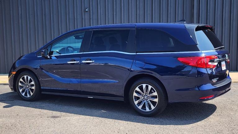 Used 2021 Honda Odyssey EX-L for sale Sold at Victory Lotus in New Brunswick, NJ 08901 3