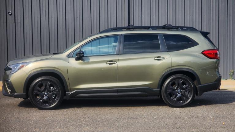Used 2023 Subaru Ascent Onyx Edition for sale $42,995 at Victory Lotus in New Brunswick, NJ 08901 2