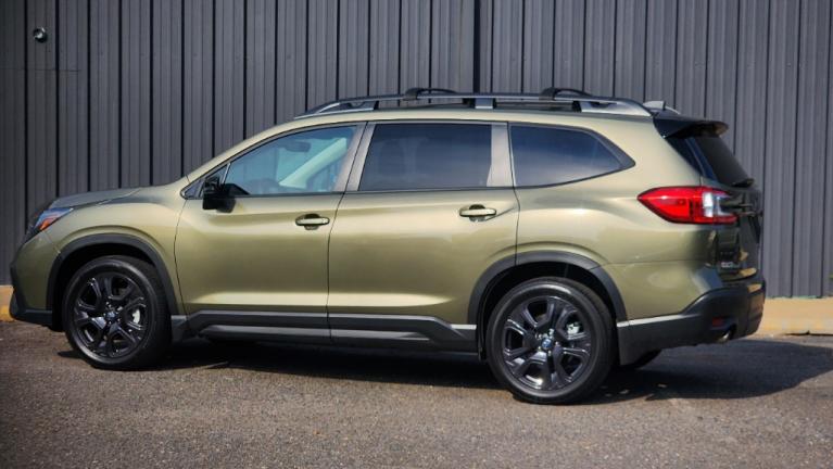 Used 2023 Subaru Ascent Onyx Edition for sale $42,995 at Victory Lotus in New Brunswick, NJ 08901 3
