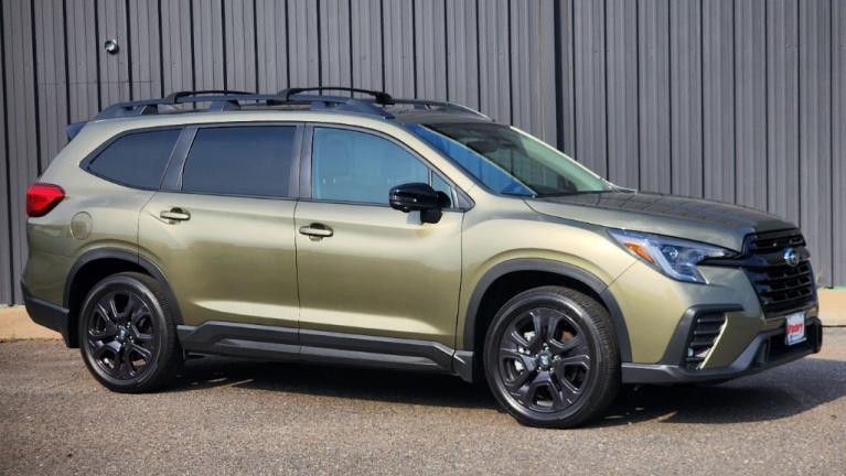 Used 2023 Subaru Ascent Onyx Edition for sale $42,995 at Victory Lotus in New Brunswick, NJ 08901 7