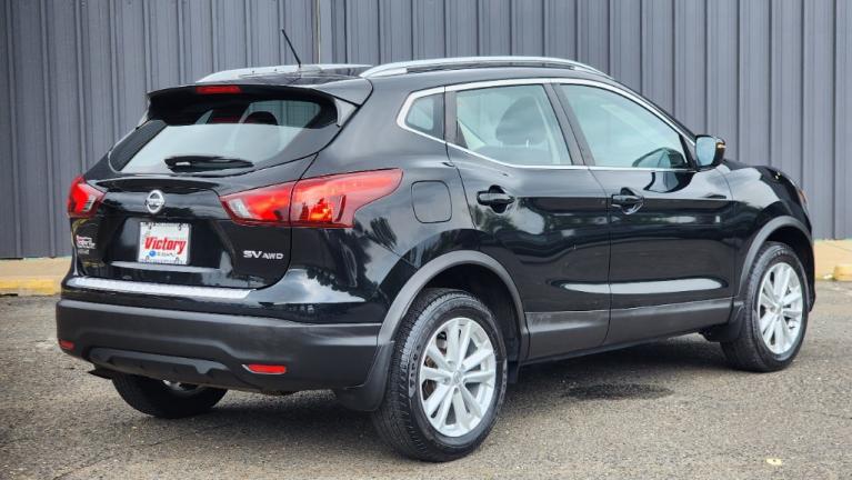 Used 2018 Nissan Rogue Sport SV for sale Sold at Victory Lotus in New Brunswick, NJ 08901 5