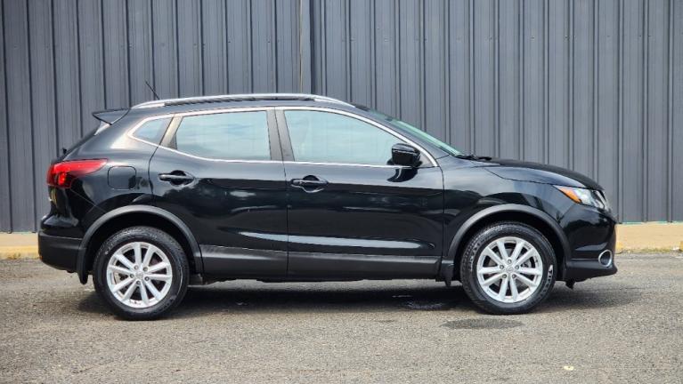 Used 2018 Nissan Rogue Sport SV for sale Sold at Victory Lotus in New Brunswick, NJ 08901 6