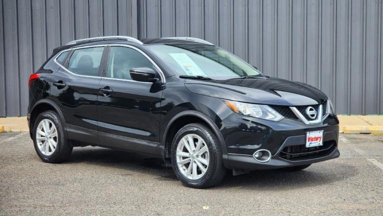 Used 2018 Nissan Rogue Sport SV for sale Sold at Victory Lotus in New Brunswick, NJ 08901 7