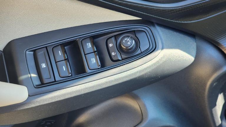 Used 2021 Subaru Impreza Base for sale Sold at Victory Lotus in New Brunswick, NJ 08901 7