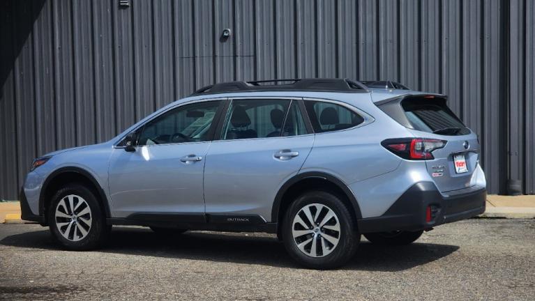 Used 2021 Subaru Outback 2.5i for sale Sold at Victory Lotus in New Brunswick, NJ 08901 3