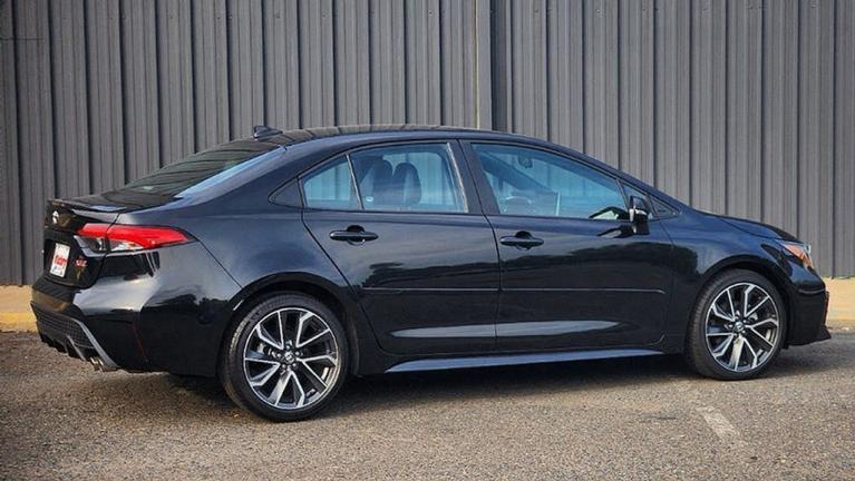 Used 2022 Toyota Corolla XSE for sale $28,495 at Victory Lotus in New Brunswick, NJ 08901 5